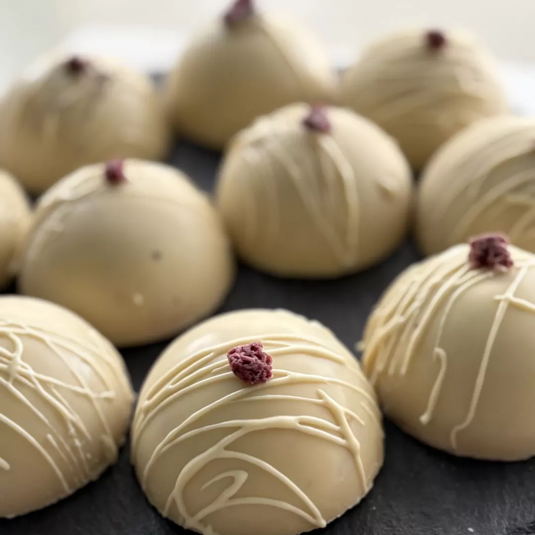 75 Сфера с чия и ягодов пълнеж - Image 1