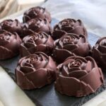 Шоколадова роза с шоколадов пълнеж