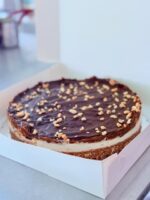 Торта "Сникърс" - Image 2